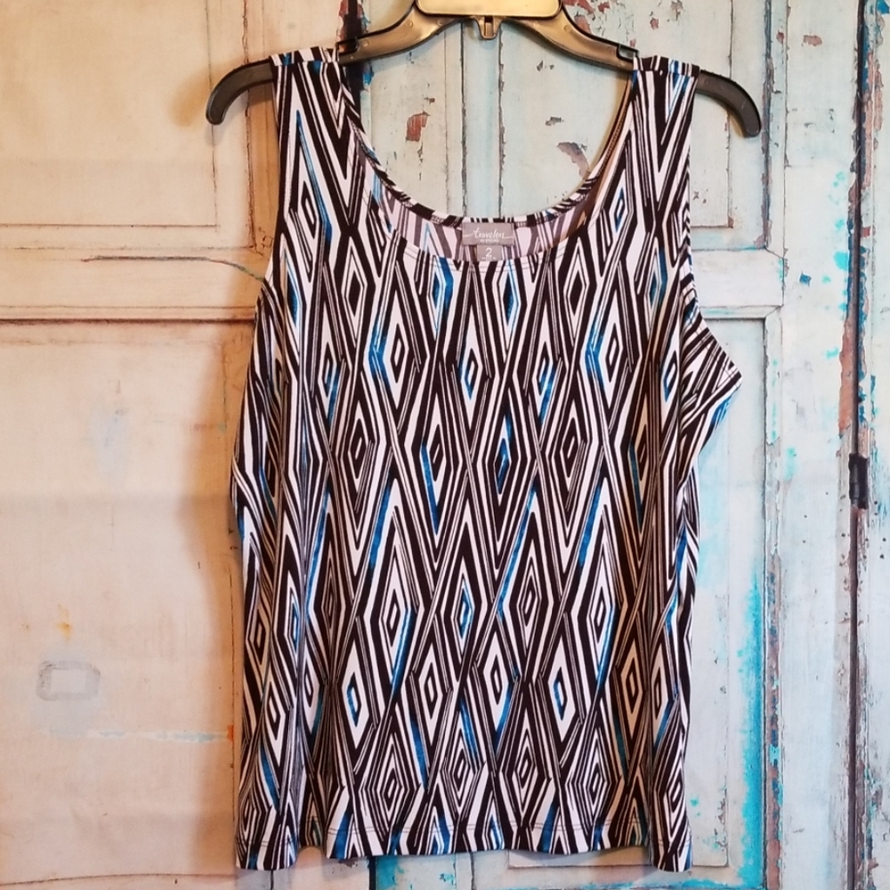 🎪❤Travelers by Chico's Diamond Print Top